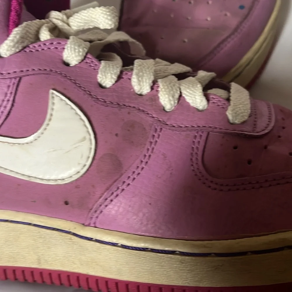 Nike good small